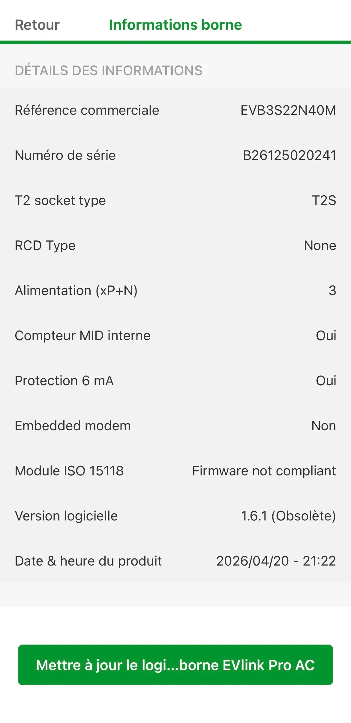 Écran Informations borne eSetup : numéro de série, version logicielle 1.6.1 obsolète et bouton de mise à jour